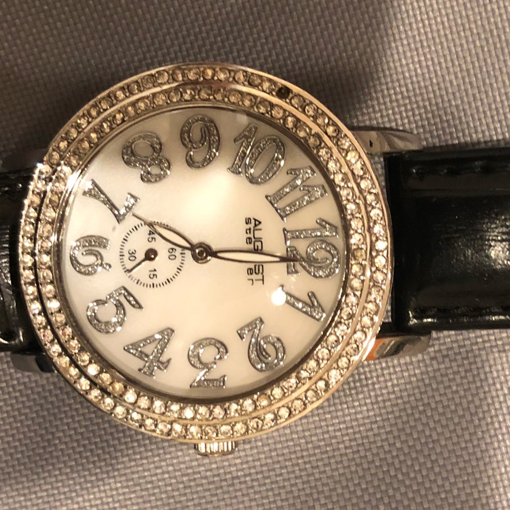 August Steiner Silver-tone Ladies Watch AS8030BK